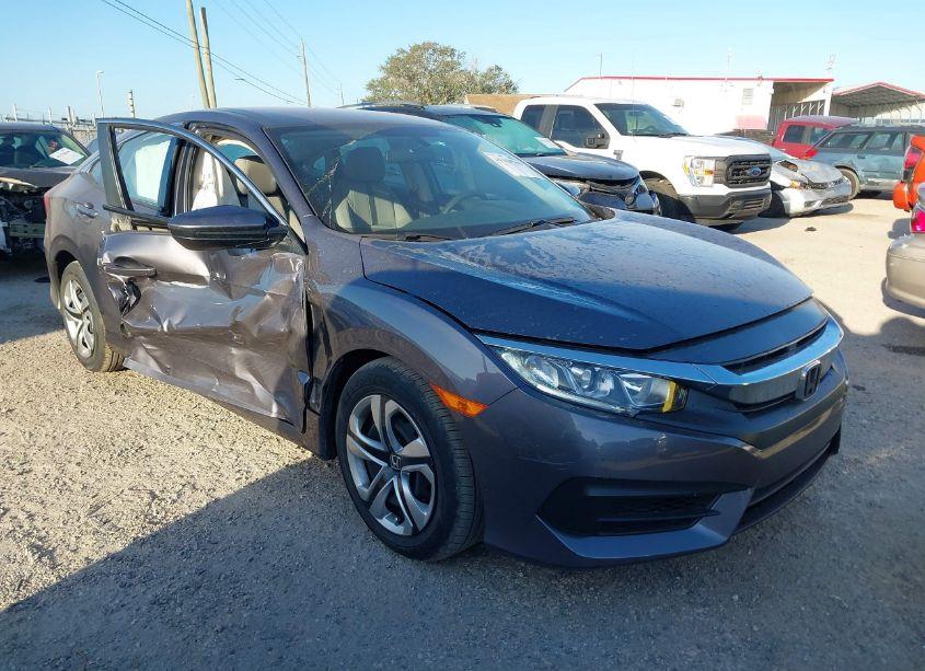 2018 Honda Civic LX (VIN 19XFC2F56JE005390) main photo