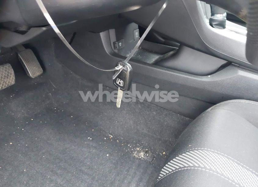 Photo 11 of 2018 Honda Civic LX (VIN 19XFC2F56JE006751)