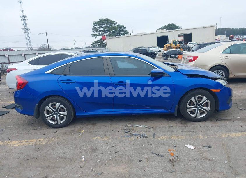 Photo 13 of 2018 Honda Civic LX (VIN 19XFC2F56JE006751)