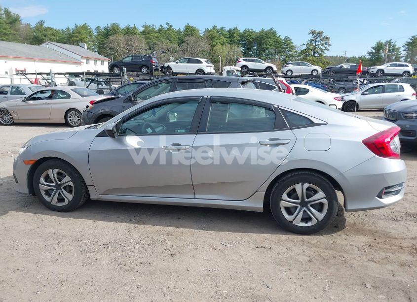 Photo 14 of 2018 Honda Civic LX (VIN 19XFC2F56JE201460)