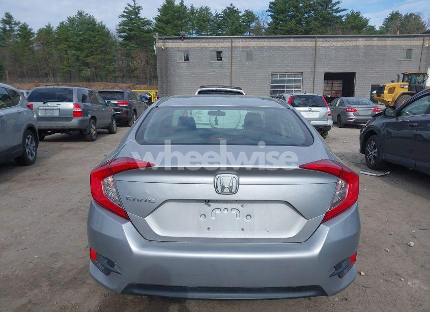 Photo 16 of 2018 Honda Civic LX (VIN 19XFC2F56JE201460)