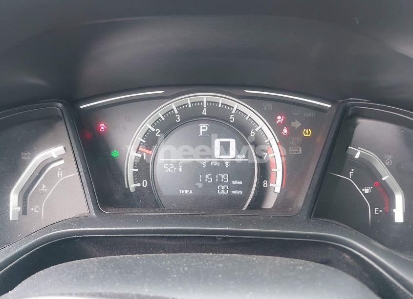 Photo 7 of 2018 Honda Civic LX (VIN 19XFC2F56JE201460)