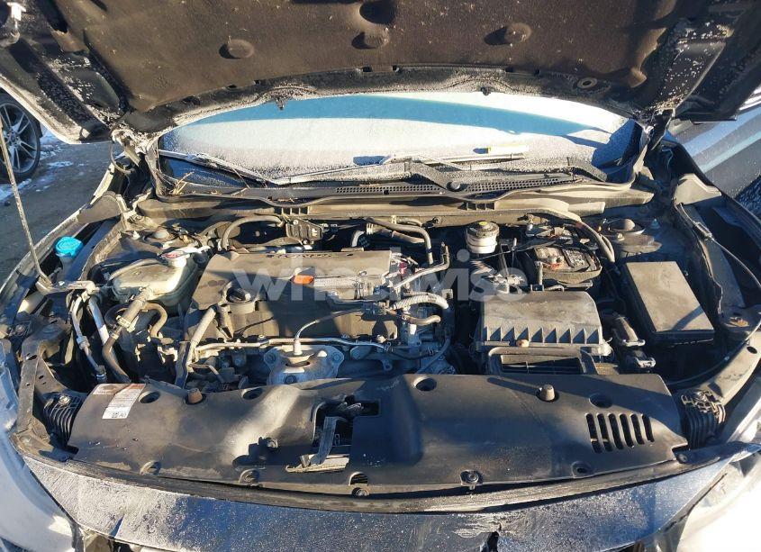 Photo 10 of 2018 Honda Civic LX (VIN 19XFC2F56JE201877)