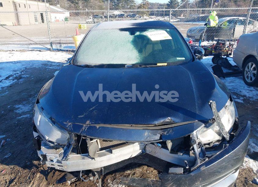 Photo 12 of 2018 Honda Civic LX (VIN 19XFC2F56JE201877)