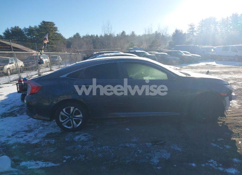 Photo 13 of 2018 Honda Civic LX (VIN 19XFC2F56JE201877)