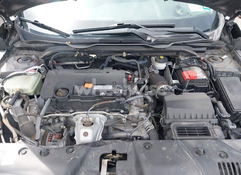 Photo 10 of 2018 Honda Civic LX (VIN 19XFC2F56JE204147)