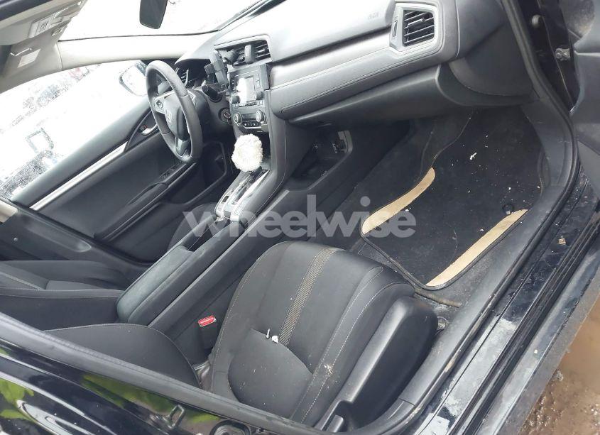 Photo 5 of 2016 Honda Civic LX (VIN 19XFC2F57GE035619)