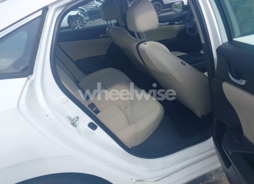 Photo 8 of 2016 Honda Civic LX (VIN 19XFC2F57GE205557)