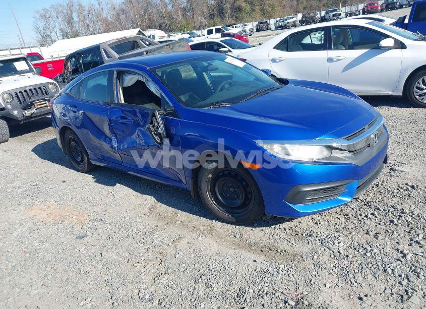 2017 Honda Civic LX (VIN 19XFC2F57HE008907) main photo
