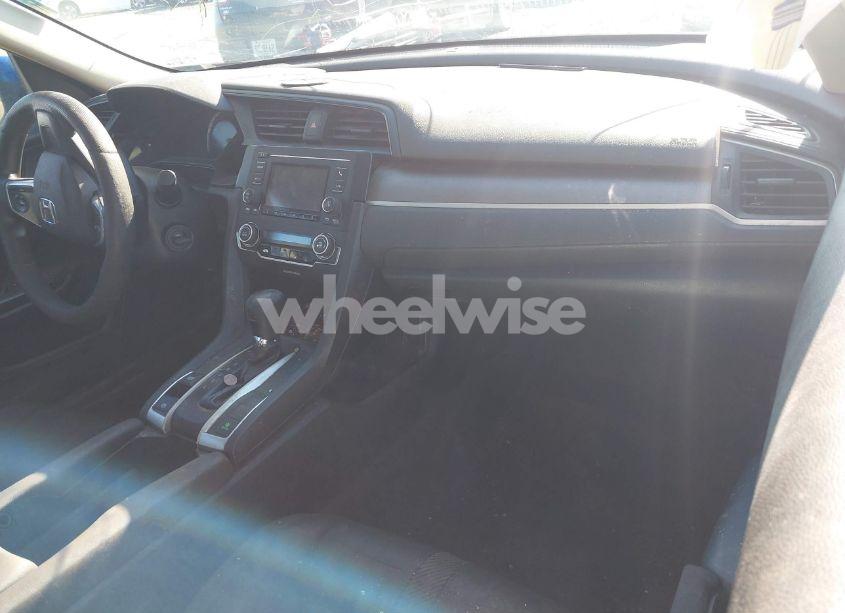 Photo 5 of 2017 Honda Civic LX (VIN 19XFC2F57HE008907)