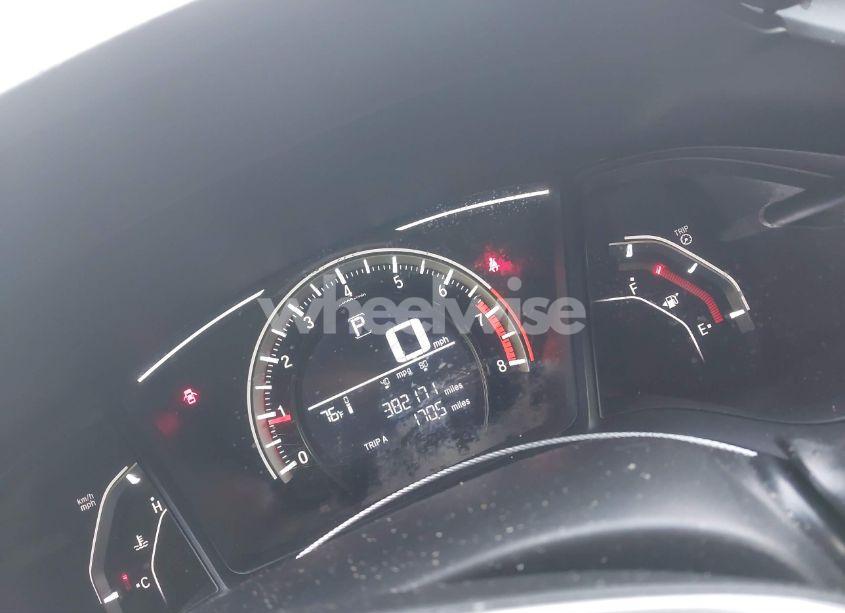 Photo 15 of 2017 Honda Civic LX (VIN 19XFC2F57HE016683)