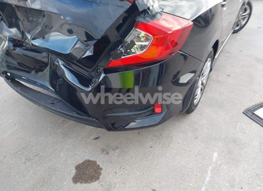 Photo 6 of 2017 Honda Civic LX (VIN 19XFC2F57HE016683)