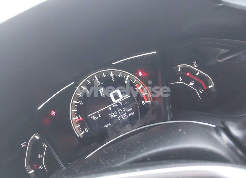 Photo 7 of 2017 Honda Civic LX (VIN 19XFC2F57HE016683)