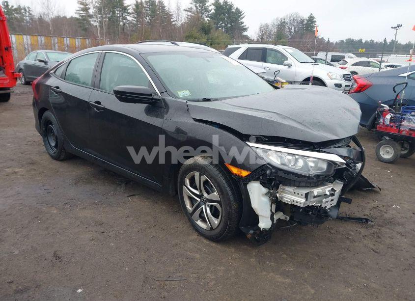 2017 Honda Civic LX (VIN 19XFC2F57HE040921) main photo