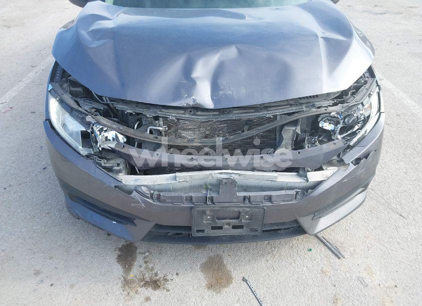 Photo 6 of 2017 Honda Civic LX (VIN 19XFC2F57HE052101)