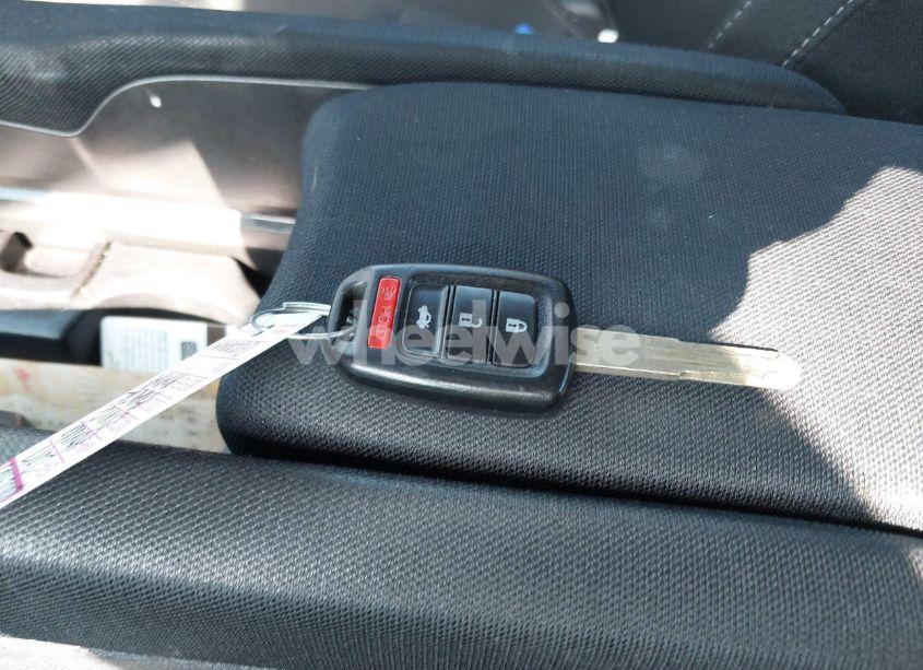Photo 11 of 2017 Honda Civic LX (VIN 19XFC2F57HE063986)