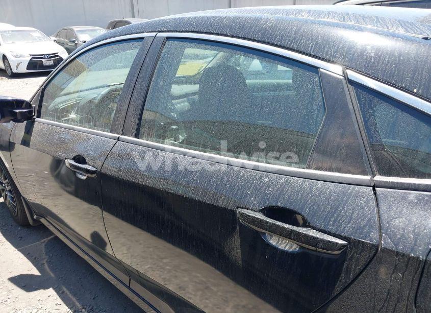 Photo 14 of 2017 Honda Civic LX (VIN 19XFC2F57HE063986)
