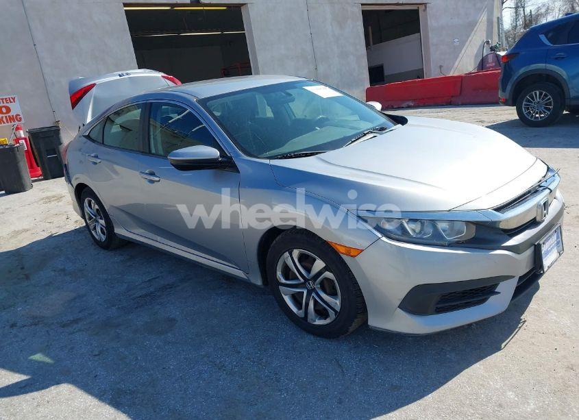 2017 Honda Civic LX (VIN 19XFC2F57HE205270) main photo