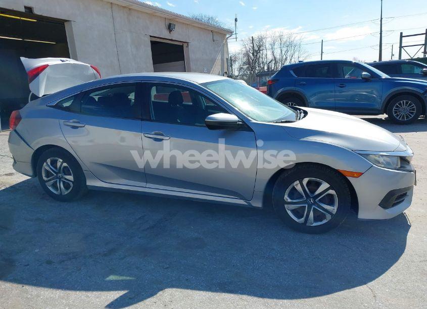 Photo 13 of 2017 Honda Civic LX (VIN 19XFC2F57HE205270)