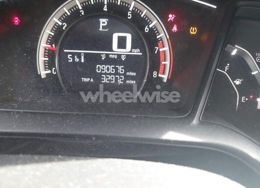 Photo 15 of 2017 Honda Civic LX (VIN 19XFC2F57HE214003)