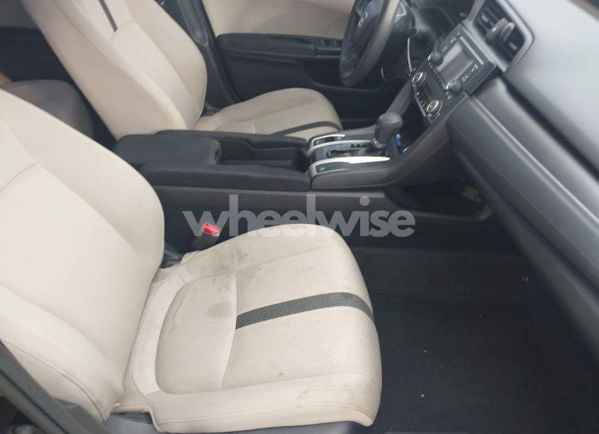 Photo 5 of 2017 Honda Civic LX (VIN 19XFC2F57HE222005)