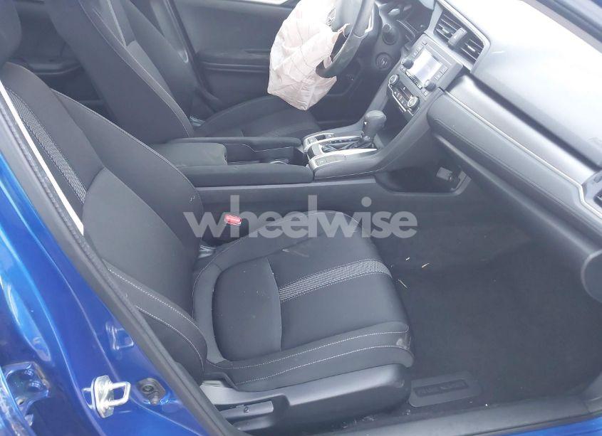 Photo 5 of 2018 Honda Civic LX (VIN 19XFC2F57JE020335)