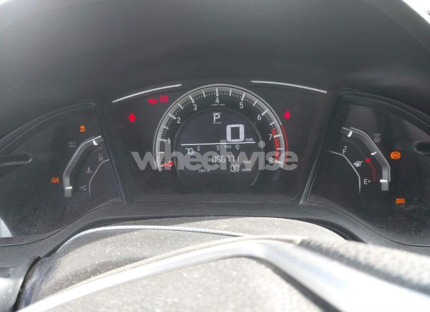 Photo 7 of 2018 Honda Civic LX (VIN 19XFC2F57JE200351)