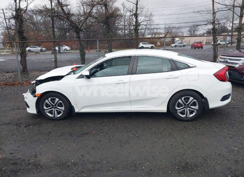 Photo 14 of 2018 Honda Civic LX (VIN 19XFC2F57JE203766)