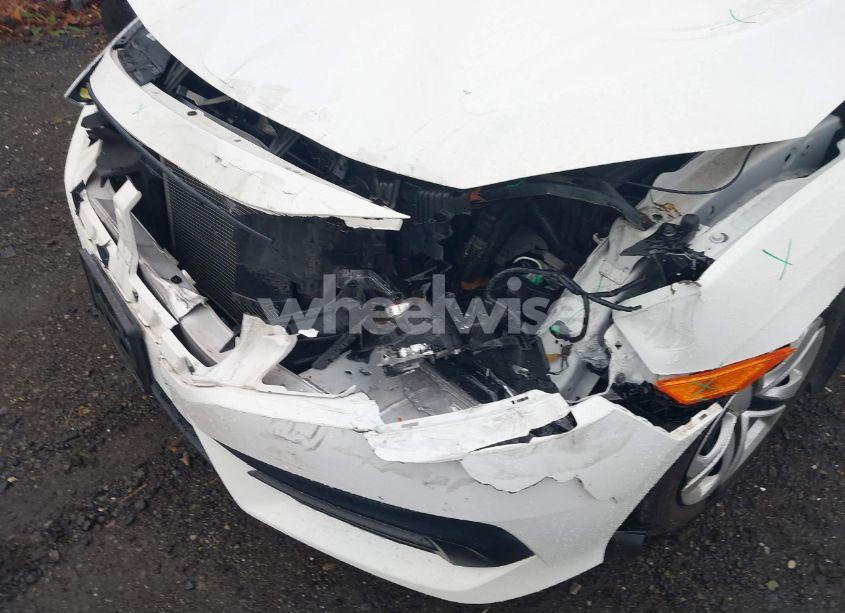 Photo 17 of 2018 Honda Civic LX (VIN 19XFC2F57JE203766)