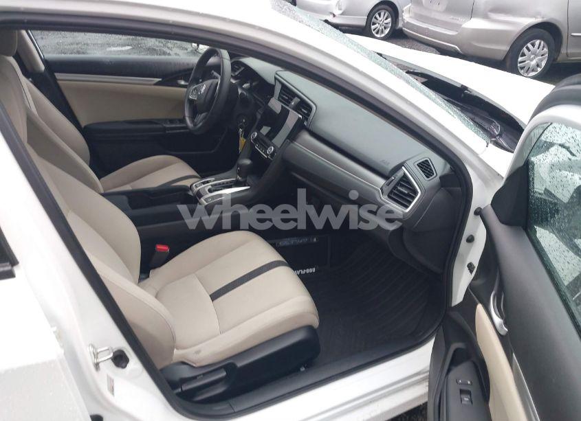 Photo 5 of 2018 Honda Civic LX (VIN 19XFC2F57JE203766)