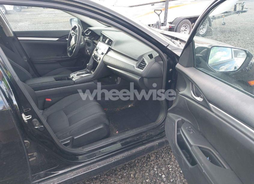 Photo 5 of 2016 Honda Civic LX (VIN 19XFC2F58GE061517)