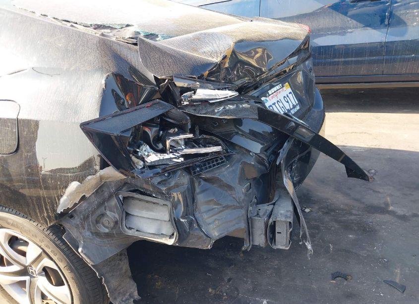Photo 6 of 2016 Honda Civic LX (VIN 19XFC2F58GE212646)