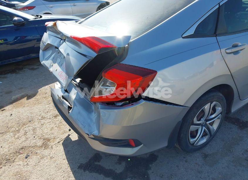Photo 6 of 2017 Honda Civic LX (VIN 19XFC2F58HE002520)