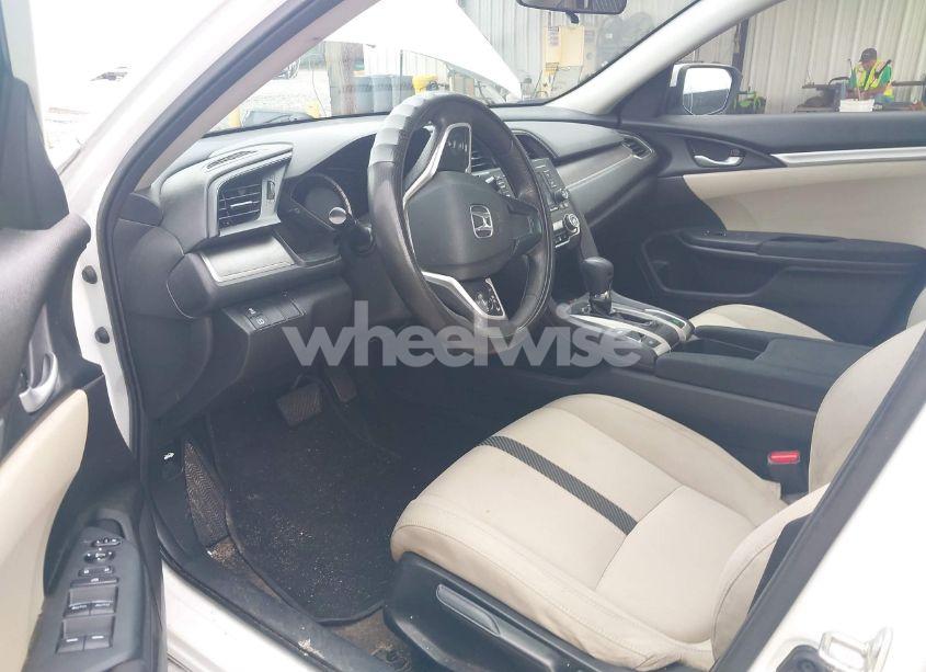 Photo 5 of 2017 Honda Civic LX (VIN 19XFC2F58HE010262)