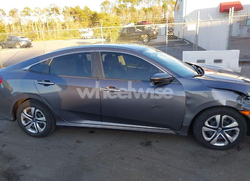 Photo 13 of 2017 Honda Civic LX (VIN 19XFC2F58HE030155)