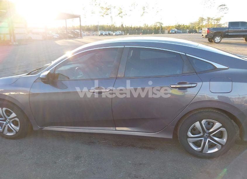 Photo 14 of 2017 Honda Civic LX (VIN 19XFC2F58HE030155)