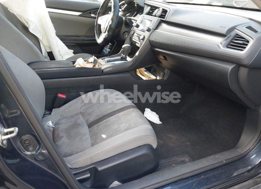 Photo 5 of 2017 Honda Civic LX (VIN 19XFC2F58HE033833)