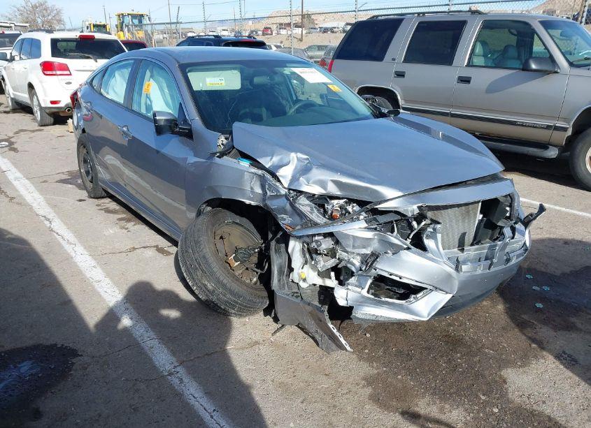 2017 Honda Civic LX (VIN 19XFC2F58HE040961) main photo