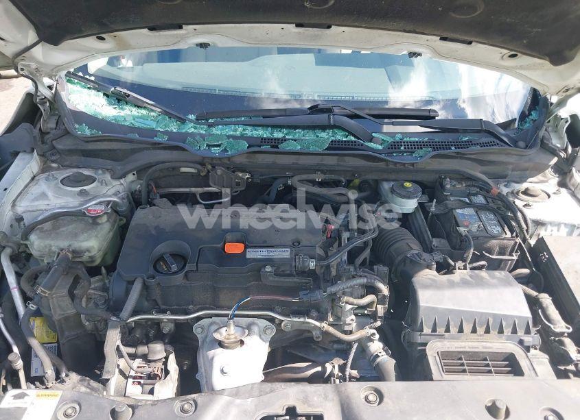 Photo 10 of 2017 Honda Civic LX (VIN 19XFC2F58HE041284)