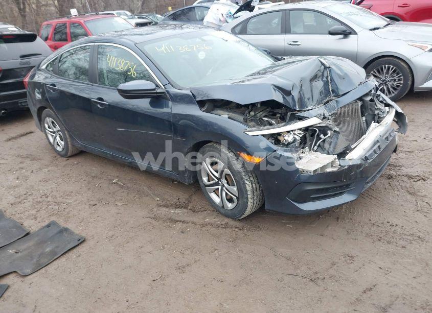 2017 Honda Civic LX (VIN 19XFC2F58HE077394) main photo