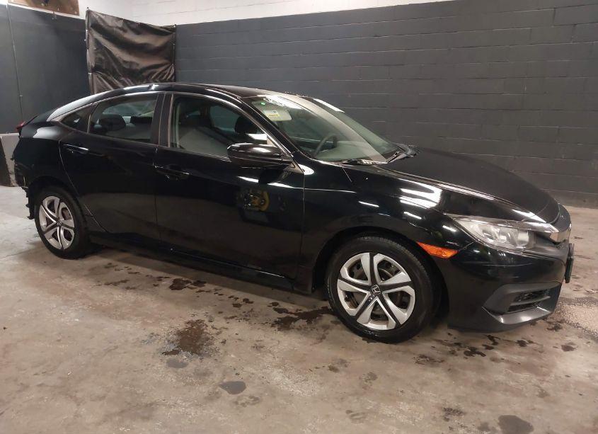 2017 Honda Civic LX (VIN 19XFC2F58HE228539) main photo
