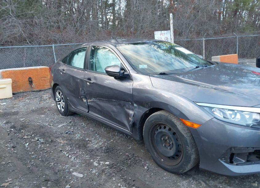 Photo 6 of 2017 Honda Civic LX (VIN 19XFC2F58HE228914)