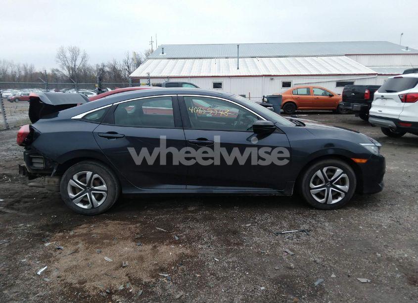 Photo 14 of 2018 Honda Civic LX (VIN 19XFC2F58JE032459)