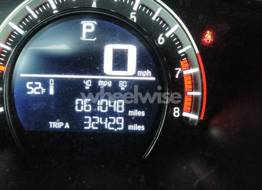 Photo 16 of 2018 Honda Civic LX (VIN 19XFC2F58JE032459)