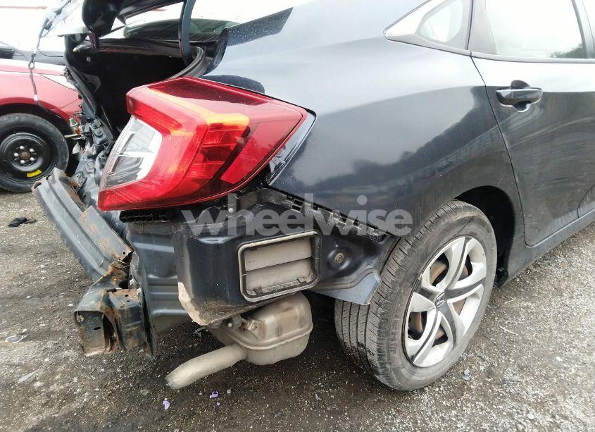 Photo 19 of 2018 Honda Civic LX (VIN 19XFC2F58JE032459)