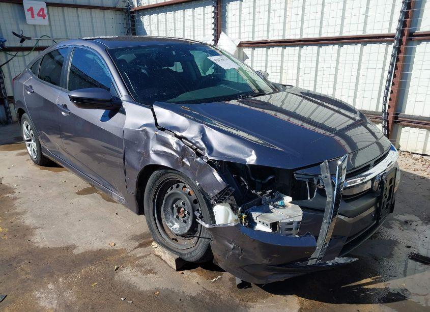 2018 Honda Civic LX (VIN 19XFC2F58JE042473) main photo