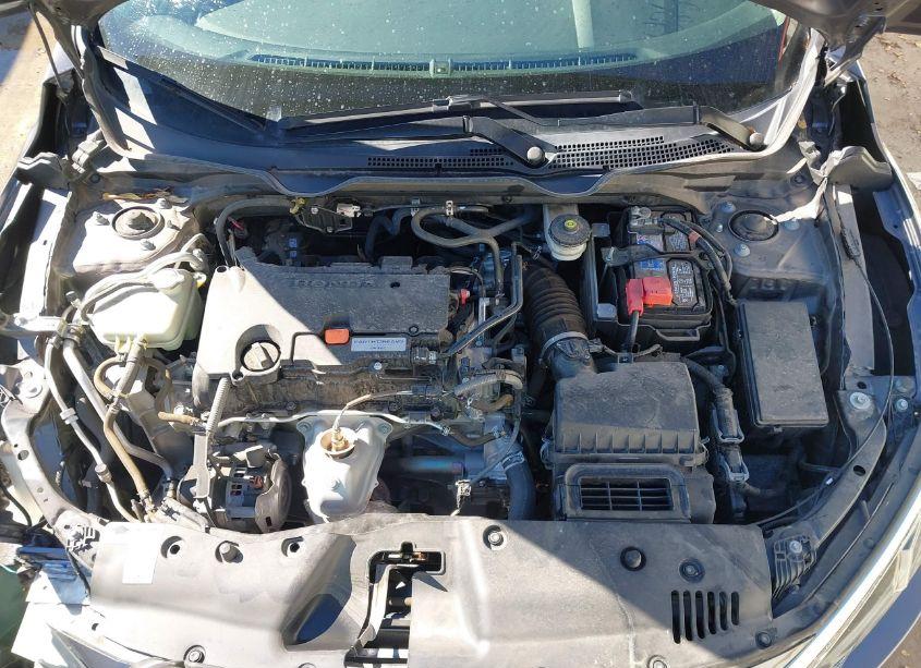 Photo 10 of 2018 Honda Civic LX (VIN 19XFC2F58JE042473)