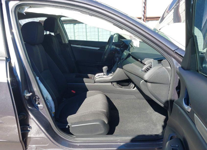 Photo 5 of 2018 Honda Civic LX (VIN 19XFC2F58JE042473)