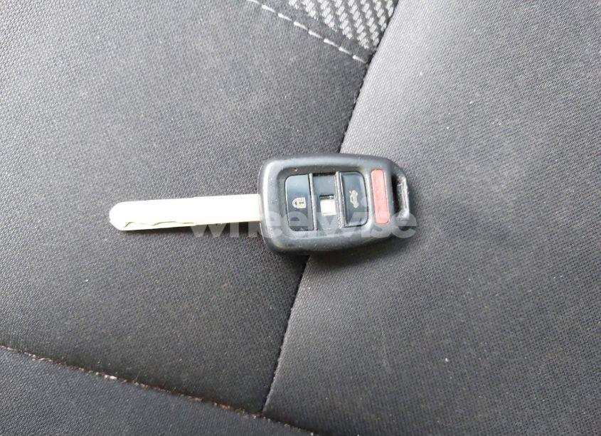 Photo 11 of 2018 Honda Civic LX (VIN 19XFC2F58JE043736)