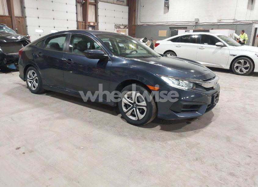 2018 Honda Civic LX (VIN 19XFC2F58JE205199) main photo